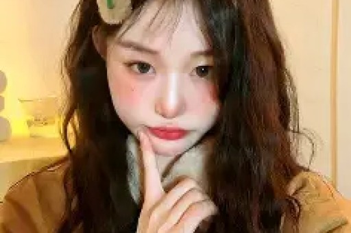 冲上热搜！47岁女演员小李琳复出网友：古装气质依旧