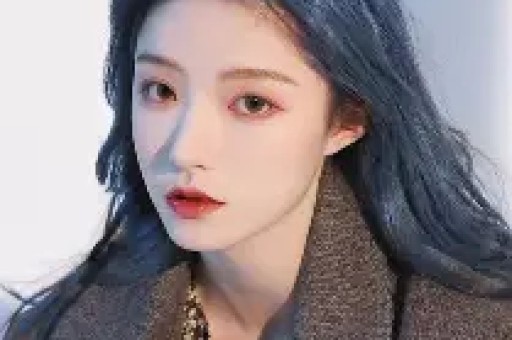 网红红毯无滤镜惊天反转：皮皮朱脸肿孙恩盛瘦成杆 全网热议撞脸原形毕露